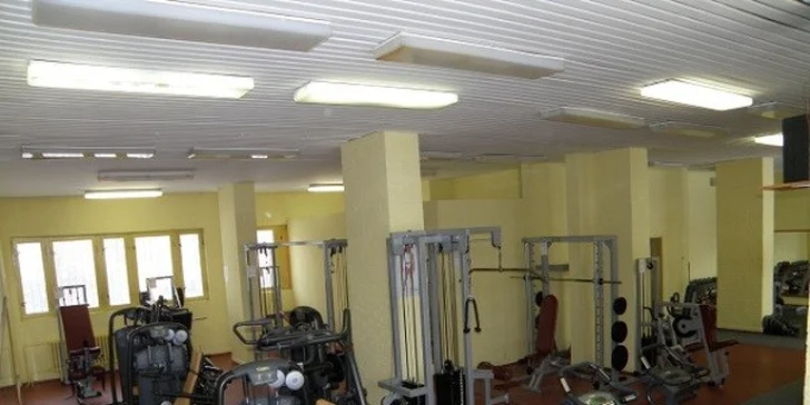 Štíhla so skupinovými tréningami, fitness a osobným trénerom vo Fitness Pohoda