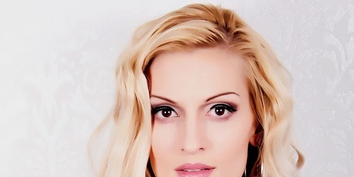 Profesionálne fotografie s dokonalým makeupom a stylingom