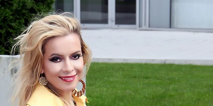 Profesionálne fotografie s dokonalým makeupom a stylingom