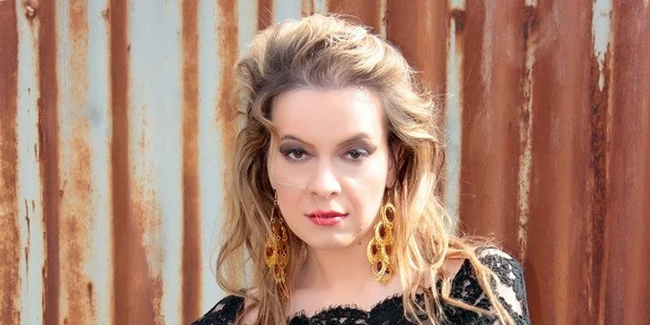 Profesionálne fotografie s dokonalým makeupom a stylingom
