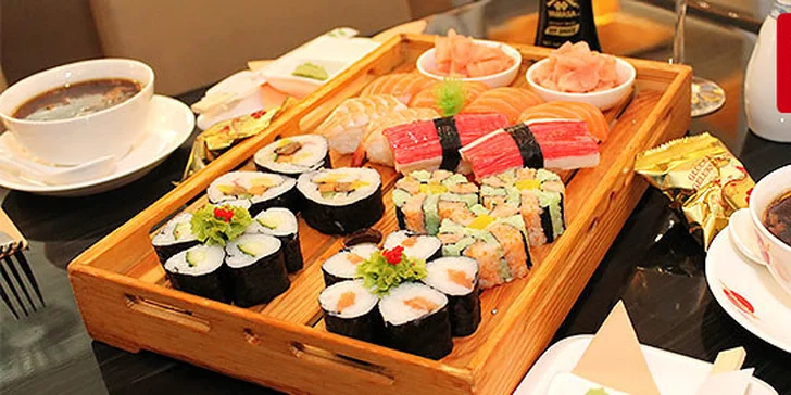 Sushi menu pre dvoch v Auparku