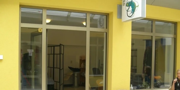 Pedikúra, masáž chodidiel a lakovanie