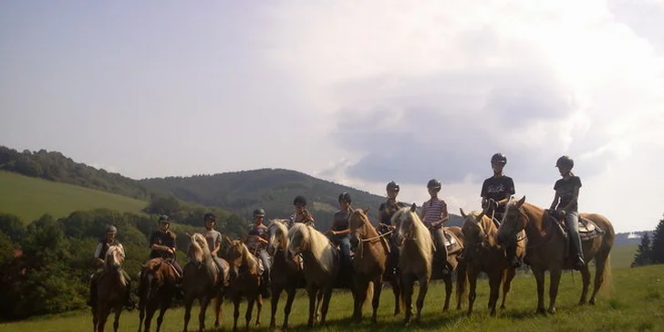 Turistika a jazda na koni v Hostýnskych Vrchoch