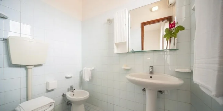 7 čarovných nocí v Rimini s polpenziou pre jedného