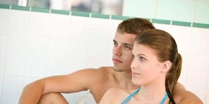 9,90 Eur za privátne wellness pre DVOCH na 1 hodinu s občerstvením v hoteli Gaudio! Príďte si vo dvojici oddýchnuť v saune či vírivke a užite si relax a romantiku so zľavou 64%!