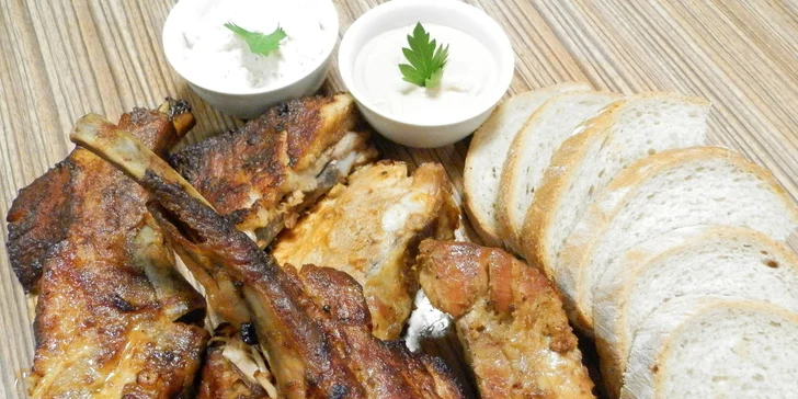 2 kg pečených rebierok vo vidieckom duchu