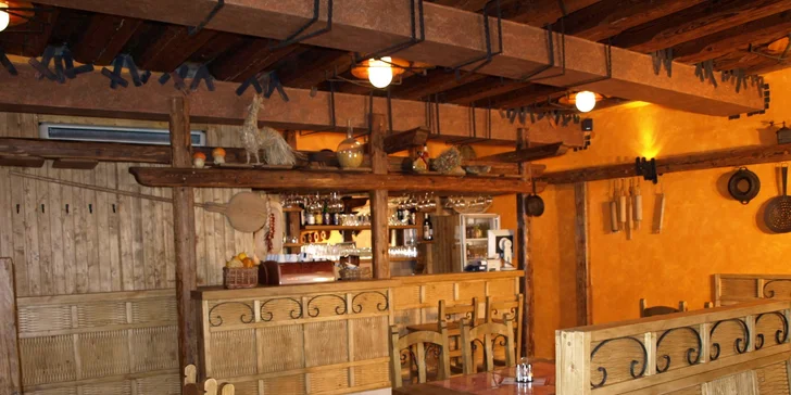 Lahodná pizza veľkosti L alebo delikátne cestoviny 