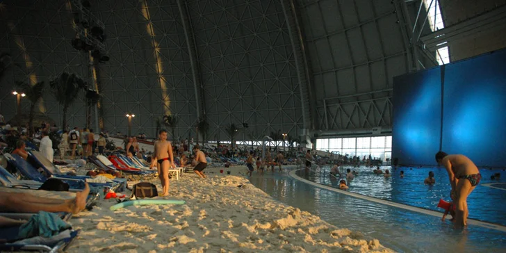 Celodenný zájazd do Tropical Islands v Nemecku