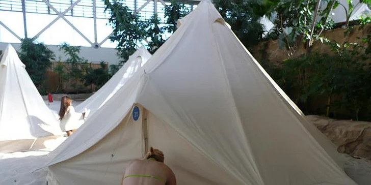 Celodenný zájazd do Tropical Islands v Nemecku