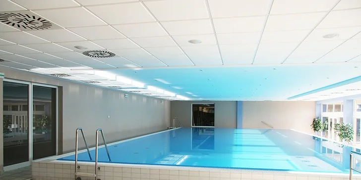 Plávanie dospelých, rodičov s deťmi alebo aquafitness