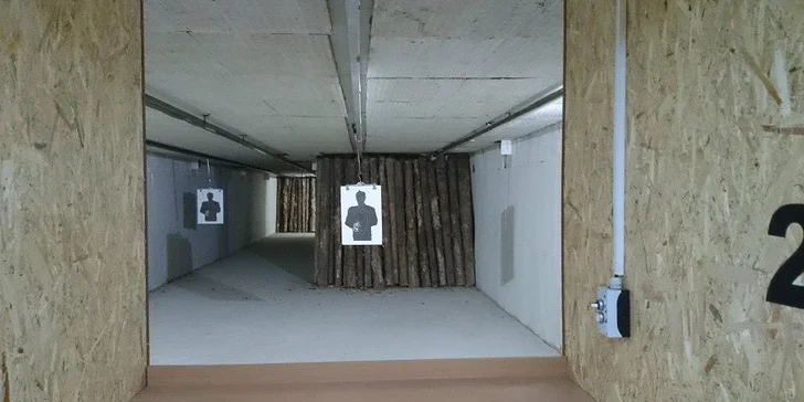 Strieľanie na strelnici, airsoft alebo kurz pre žiadateľov o zbrojný preukaz