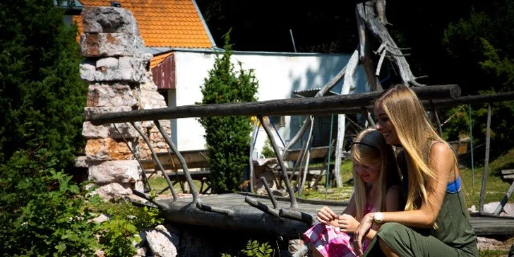 Víkendový wellness pobyt pre dvoch s cigánskou kapelou a prasiatkom v Hoteli Kráľová