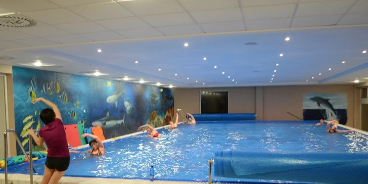 Plávanie dospelých, rodičov s deťmi alebo aquafitness