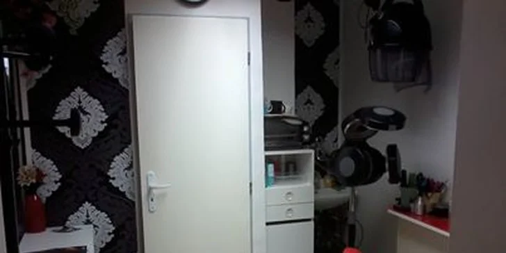 Krásne vlasy s novým strihom, farbou alebo botoxovou kúrou