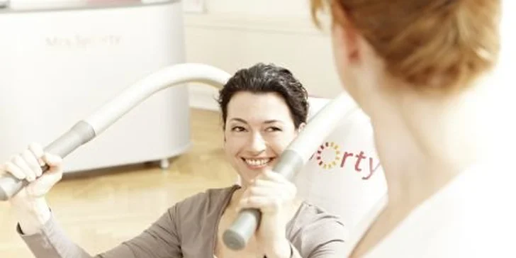 Neobmedzený mesačný vstup na kruhový tréning do Mrs. Sporty