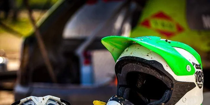 Adrenalínová jazda autokrosovým špeciálom na uzavretej rallycrosovej trati - 20 kôl