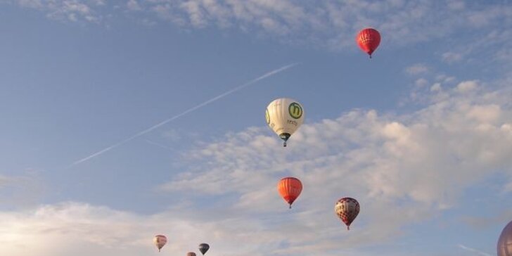 Dobrodružný hodinový let balónom pre 1 osobu