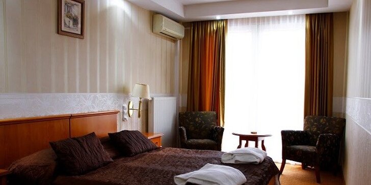 Rímske kúpele s ubytovaním na 2 alebo 3 noci v luxusnom hoteli Kék Duna**** v Maďarsku