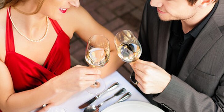 Romantické menu pre 2 osoby s fľašou vína