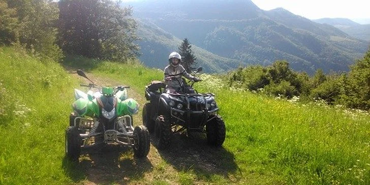 Požičajte si štvorkolku a brázdite letom s kamošmi