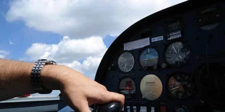 Vzrušujúci let lietadlom CESSNA 150 alebo CESSNA 172. Teraz špeciálne darčekové balíčky!