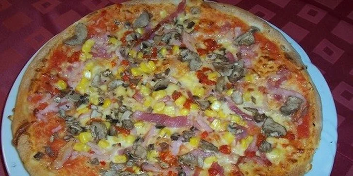 2x pizza veľkosti L alebo 1x pizza veľkosti XL