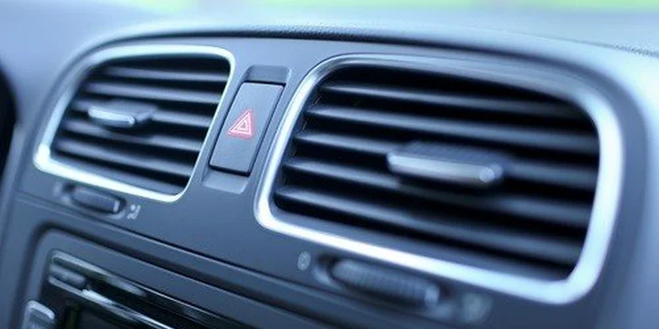 Komplet umytie alebo letná kontrola vozidla s dezinfekciou klímy ozónom