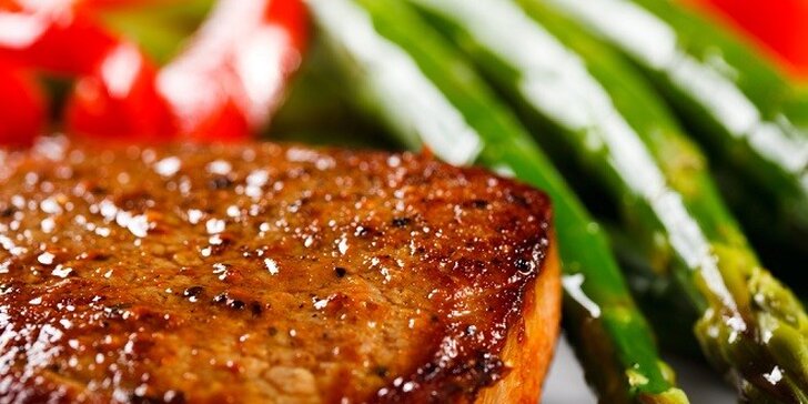 Steaky grilované na lávových kameňoch alebo hermelín za super cenu