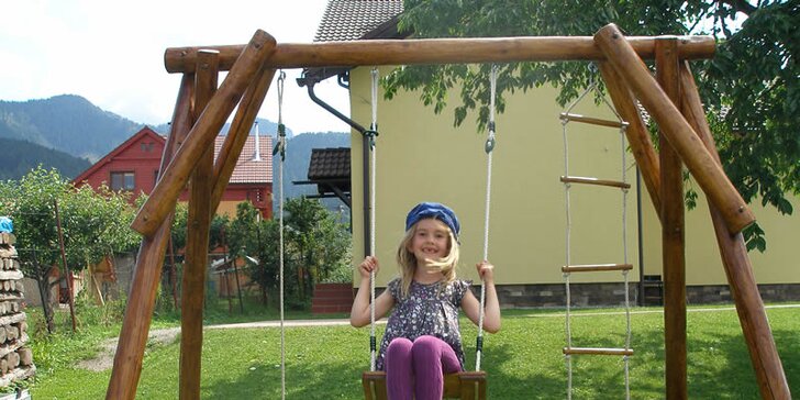 Dovolenka v Demänovskej doline pre rodiny s deťmi v Skipensione Jasná s veľkou záhradou