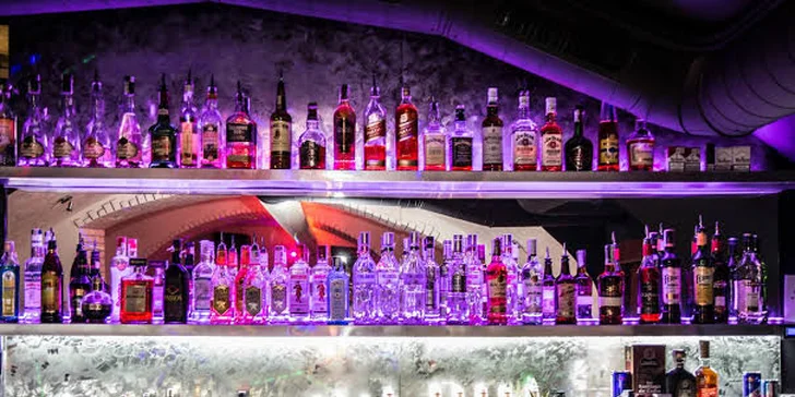 Miešané alko a nealko drinky v centre mesta za polovičnú cenu