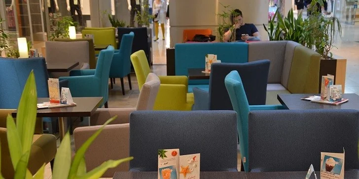 Káva s dezertom v obľúbenom centre Eurovea