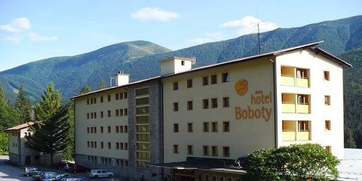 Rodinná dovolenka v hoteli Boboty*** Terchová v srdci Národneho parku Malá Fatra, až 2 deti do 12 rokov ZDARMA
