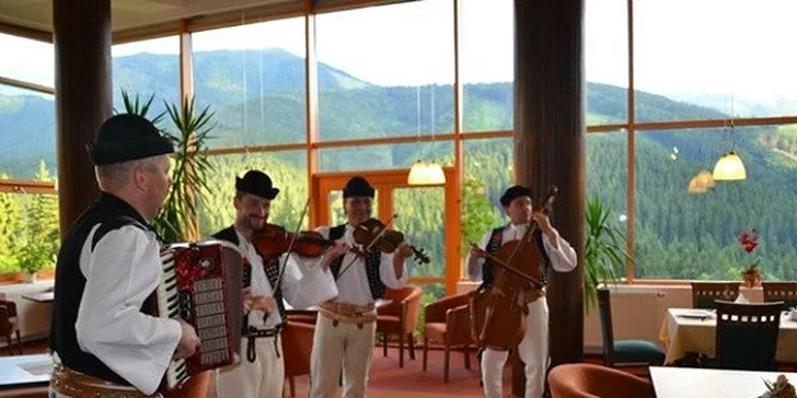 Rodinná dovolenka v hoteli Boboty*** Terchová v srdci Národneho parku Malá Fatra, až 2 deti do 12 rokov ZDARMA