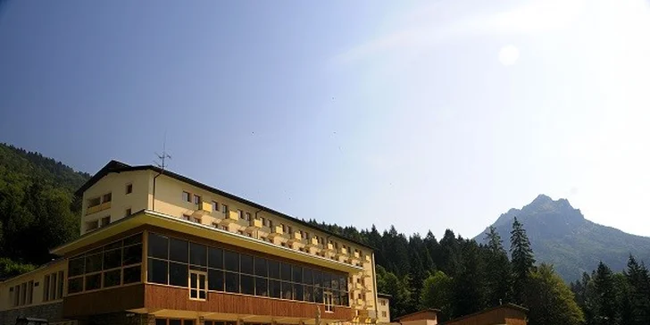 Rodinná dovolenka v hoteli Boboty*** Terchová v srdci Národneho parku Malá Fatra, až 2 deti do 12 rokov ZDARMA