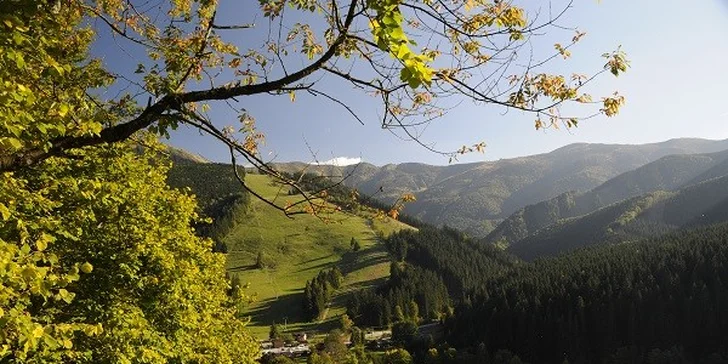 Rodinná dovolenka v hoteli Boboty*** Terchová v srdci Národneho parku Malá Fatra, až 2 deti do 12 rokov ZDARMA