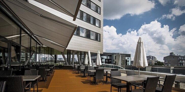 Romantický luxusný pobyt v Lindner Hoteli Gallery Central Bratislava**** s panoramatickým výhľadom
