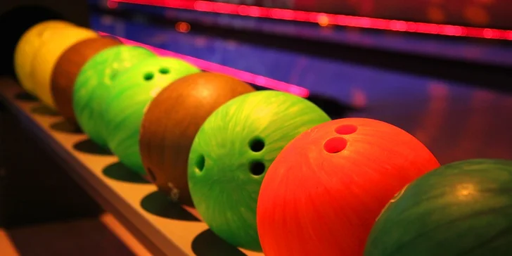 Hodinový prenájom bowlingovej dráhy