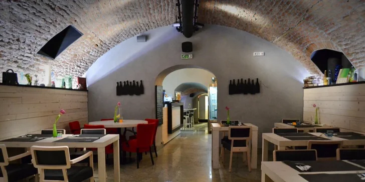 3-chodové menu so steakom a pohárom frankovky pre DVOCH