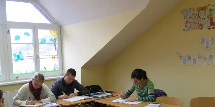 Kurz anglického jazyka so slovenským alebo anglickým lektorom