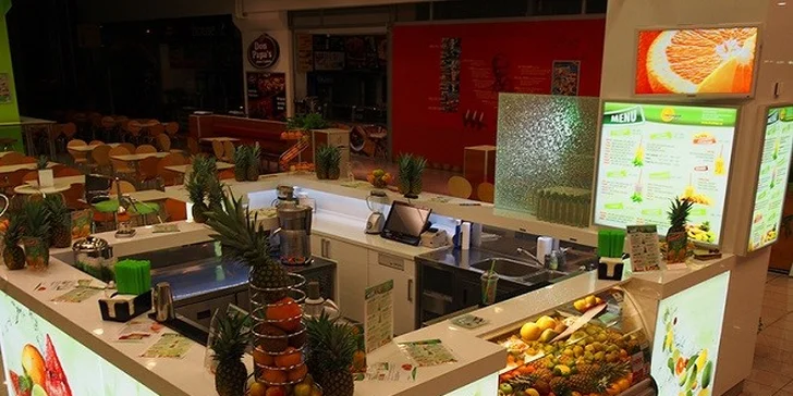 Ľadovo osviežujúce smoothie plné ovocnej chuti