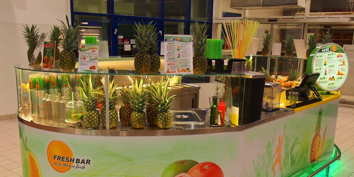 Ľadovo osviežujúce smoothie plné ovocnej chuti