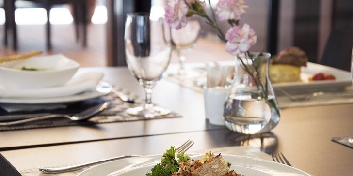 Luxusná gastronómia: 4-chodové menu pre dvoch v Austria Trend Hoteli****