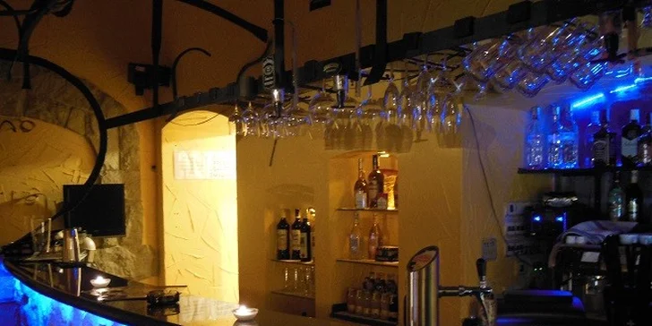 Lahodné espresso, ľadová káva alebo fresh juice v centre mesta pre dvoch