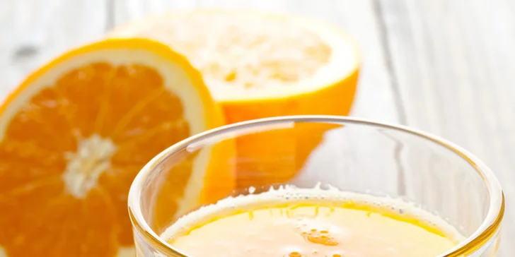 Lahodné espresso, ľadová káva alebo fresh juice v centre mesta pre dvoch