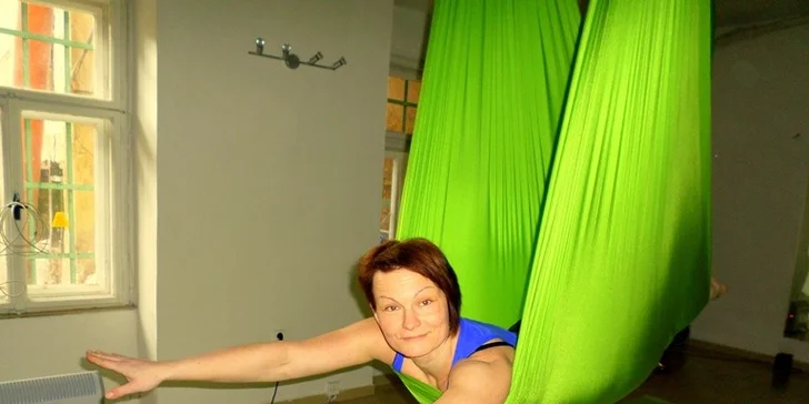 Antigravity jóga - cvičenie a relax v špeciálnej plachte