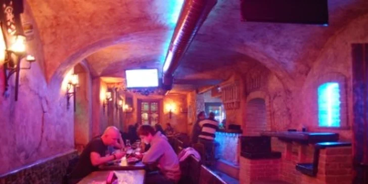 Vychutnajte si 2x veľké pivo Gambrinus v Pube Zbrojnoš