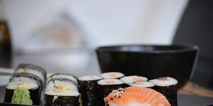 Sushi set pre jednu alebo dve osoby na donášku