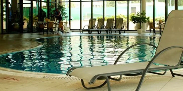 Celodenný vstup alebo permanentka na 5 vstupov do wellness centra hotela Holiday Inn v Bratislave