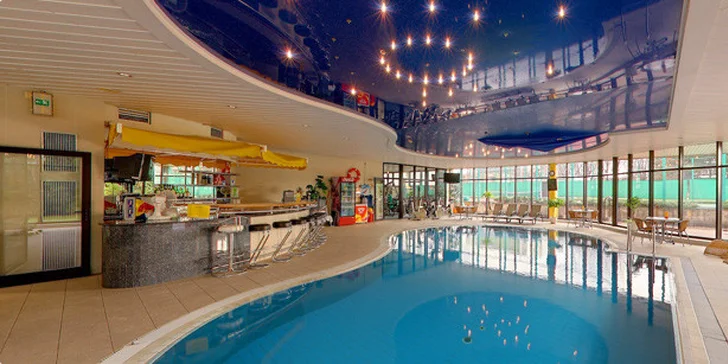 Celodenný vstup alebo permanentka na 5 vstupov do wellness centra hotela Holiday Inn v Bratislave