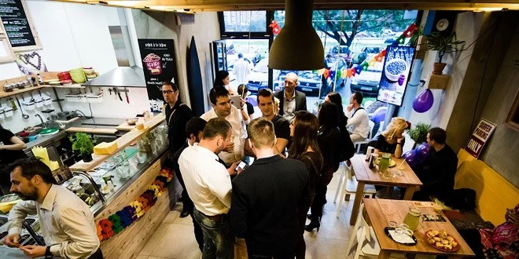 Namoootaj sa na Açaico a mrazený jogurt MOOO! V Açaico Fresh Bare